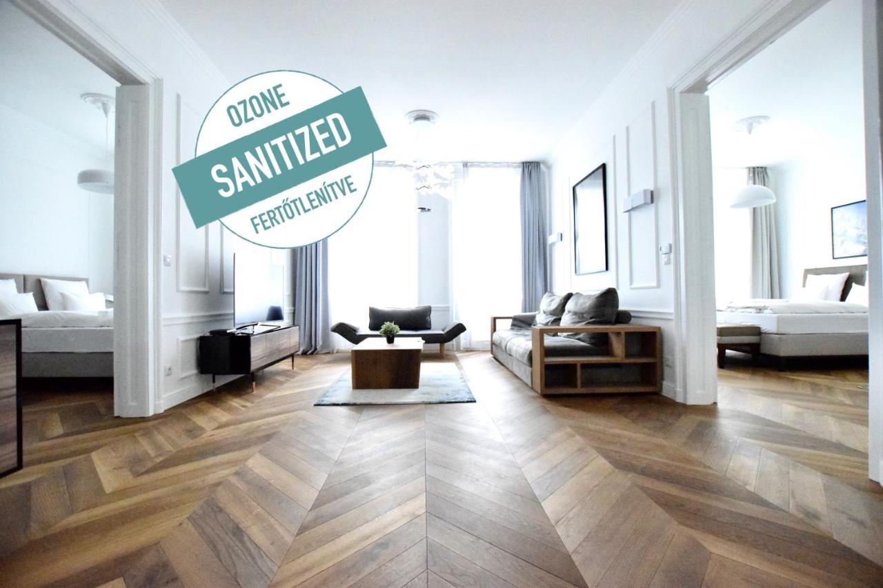 Luxury Apartment By Hi5 - Szervita Suite Budapest Esterno foto